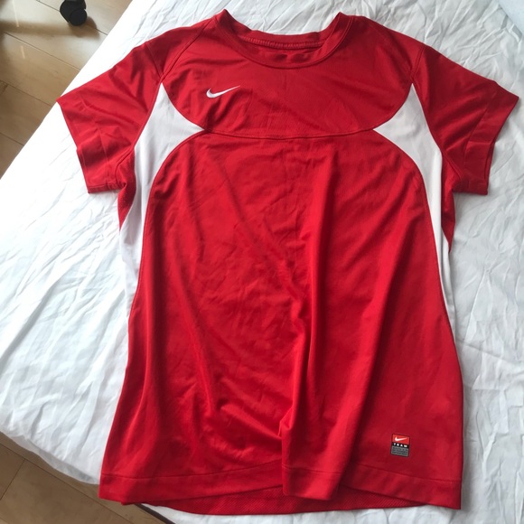 Red Nike Tshirt - Picture 3 of 5